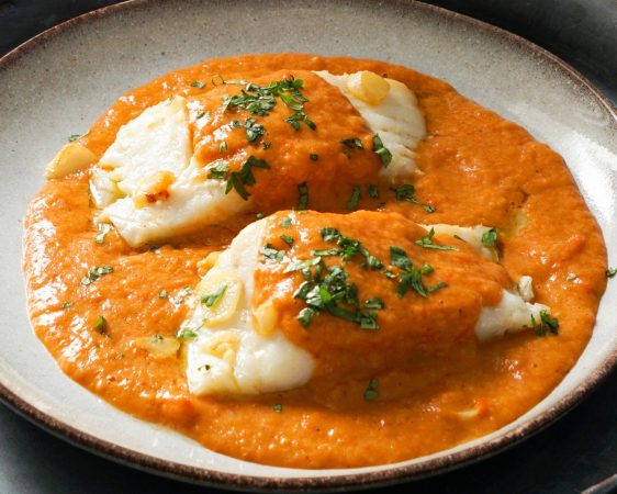 Bacalao a la Vizcaína, pura tradición de la cocina vasca en tu mesa 3 Merca2.es bacalao a la vizcaina receta tradicional vasca Merca2.es