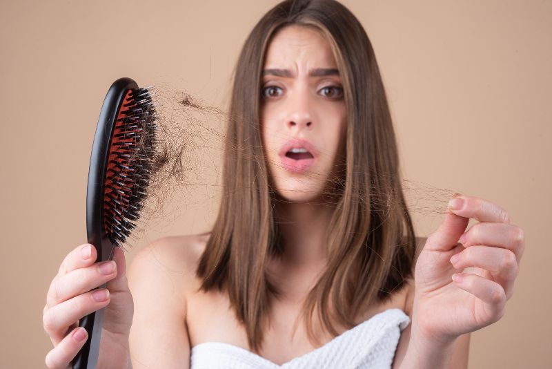 Este es el secreto mejor guardado para detener la caída del cabello 1 Merca2.es ¿Una guerra perdida?: detener la perdida de cabello ya no es imposible