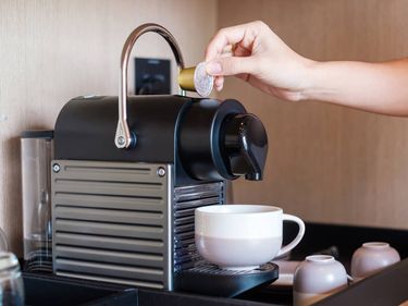 café