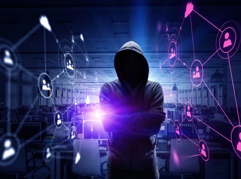 hacker de criptos Riesgos y difícil adopción