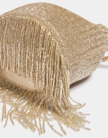 No busques más, Pull&Bear tiene el minibolso perfecto para cualquier fiesta 74 Merca2.es 2024050816265361041 Merca2.es