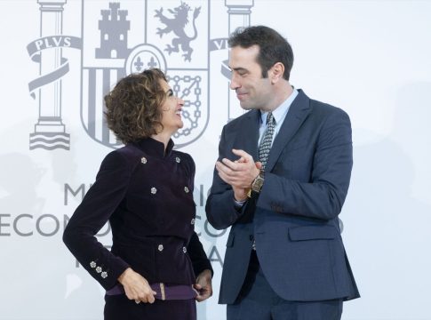 El Gobierno contra la opa de BBVA y Banco Sabadell El Gobierno contra la opa de BBVA y Banco Sabadell