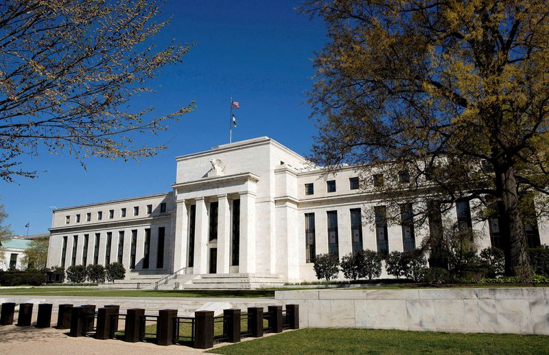 Los bancos centrales están ahora más cerca de ganar la batalla a la inflación