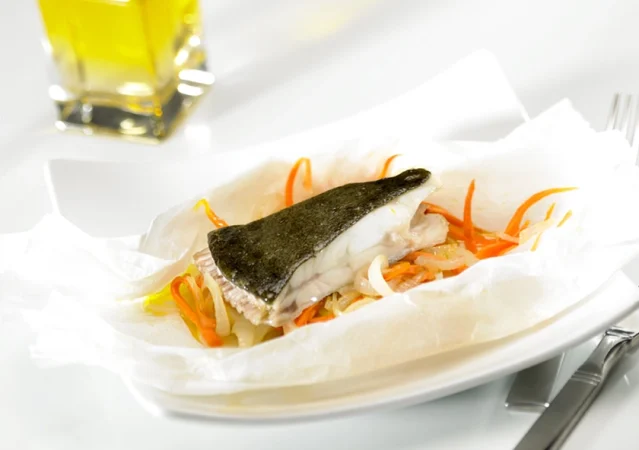 Rodaballo en Papillote Merca2.es