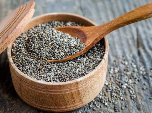 baja-peso-mientras-duermes-chia Baja de peso mientras duermes: agua con semillas de chía, tu nueva bebida nocturna