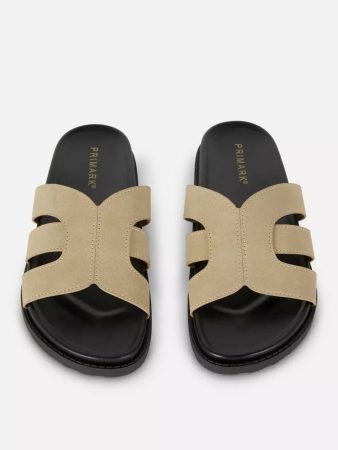 Sandalias de tiras tejidas