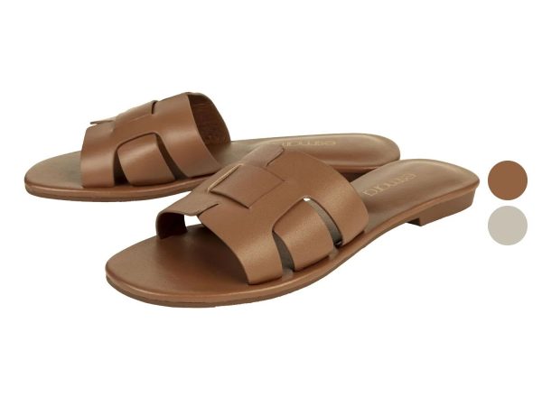 Carrefour tiene claro que estas van a ser las sandalias de tendencia este verano y por menos de 10 euros 68 Merca2.es ¿Cómo combinar las sandalias palas marrones este verano?