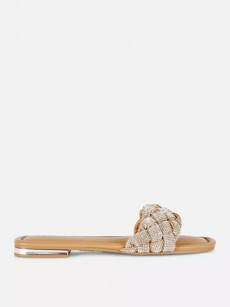 Sandalias trenzadas con strass