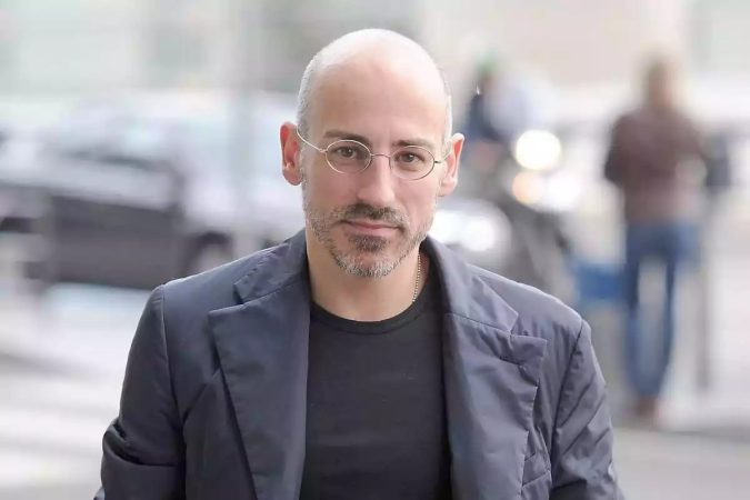 Del Burgo insiste en el hecho de que no hubo consulta