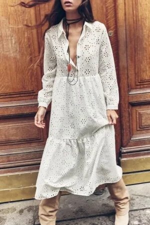 VESTIDO MIDI BORDADOS PERFORADOS