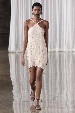 VESTIDO MINI ABALORIOS