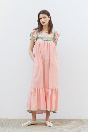 Sfera arrasa con esta colección de vestidos holgados perfectos para disimular barriguita 65 Merca2.es VESTIDO SIN MANGAS