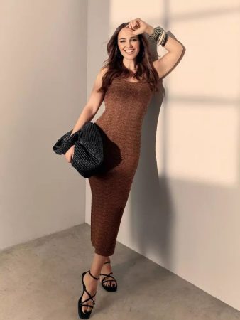 Vestido midi de crochet de Paula Echevarría