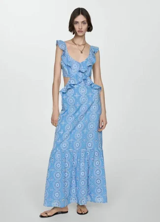 Mango apuesta por los básicos de siempre y a presumir de estilo clásico 74 Merca2.es basicos verano 2 bordado kVuB 650x900@MujerHoy Merca2.es