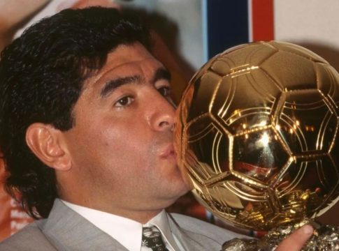 Olvida sus goles: así fue la noche que Maradona se sinceró ante las cámaras de televisión española en 'El día después' Olvida sus goles: así fue la noche que Maradona se sinceró ante las cámaras de televisión española en 'El día después'