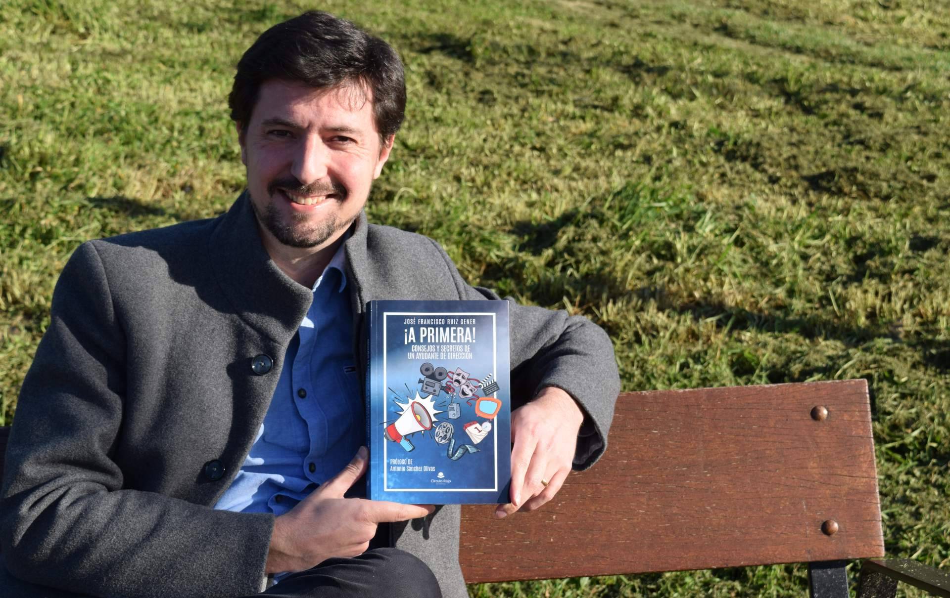 ‘¡A primera! Consejos y Secretos de un Ayudante de Dirección’ es un libro perfecto para cualquier