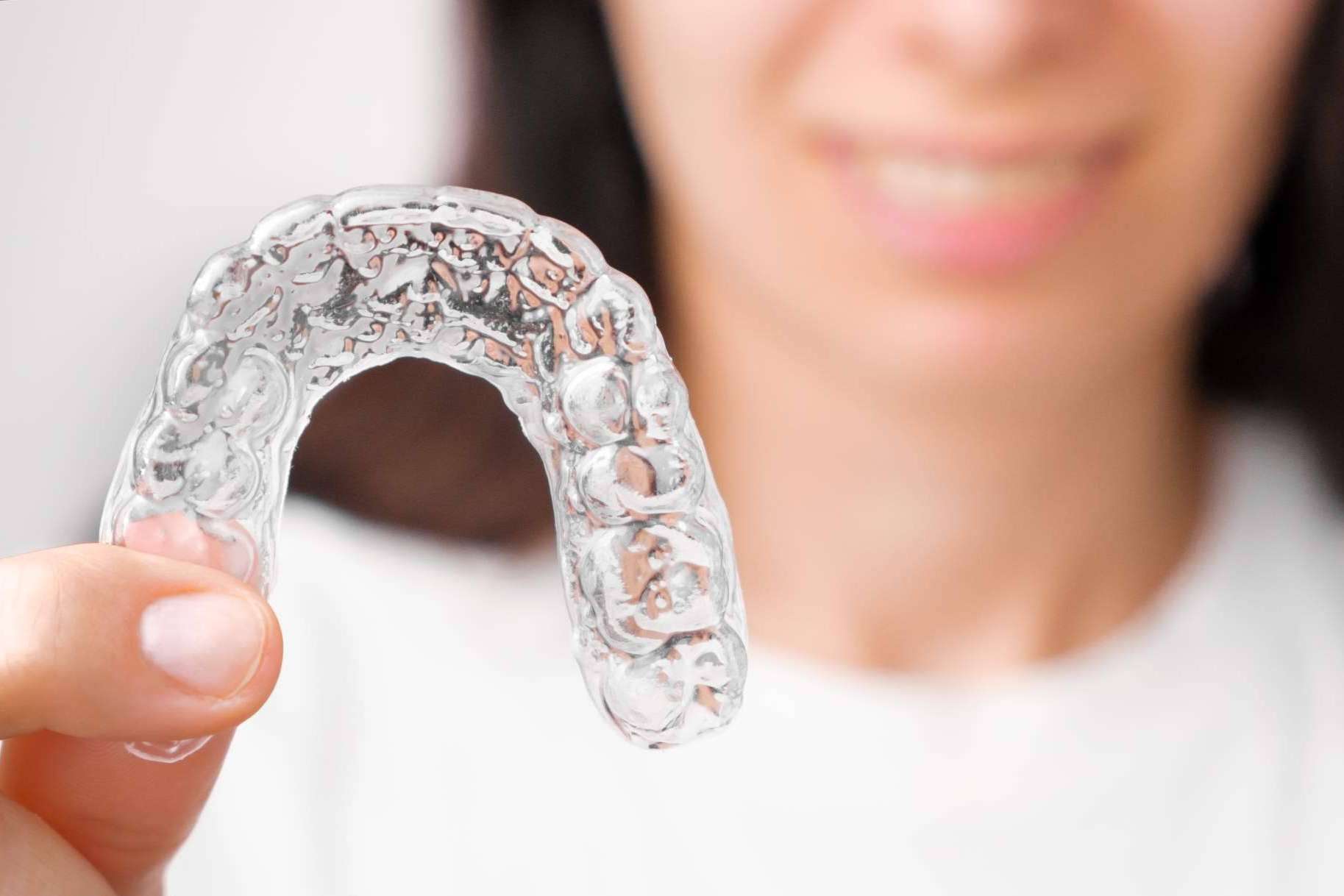 Sonreír con tranquilidad; la importancia de tener un dentista cerca de casa