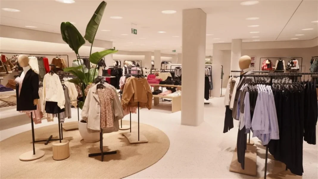 Si no sabes cada cuánto repone sus colecciones Zara, nosotros te lo contamos aquí