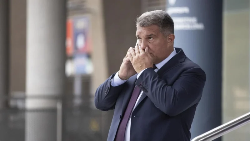 El temible 11 que Hansi Flick armaría en Barcelona 1 Merca2.es joan laporta 02 Merca2.es