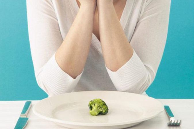Como nutricionista confirmo que estas son las 5 peores dietas para bajar de peso 1 Merca2.es LAS 5 PEORES DIETAS PARA BAJAR DE PESO