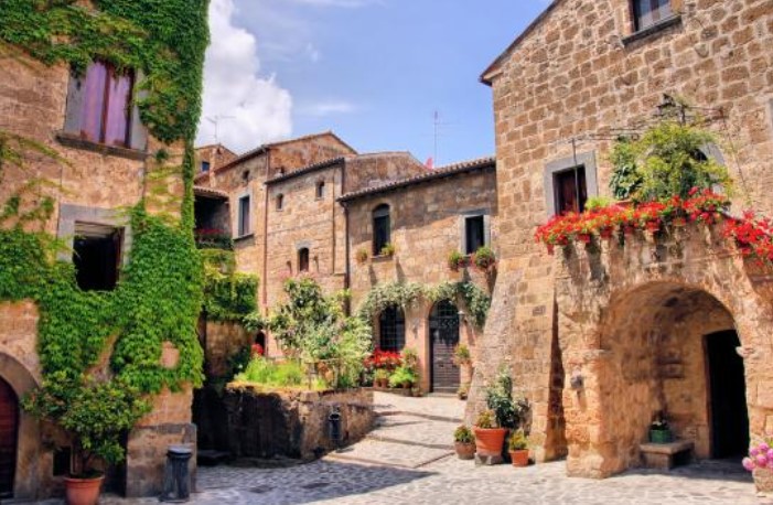 El pueblo de Italia que muere con cada erosión 1 Merca2.es El pueblo italiano que muere con cada erosión