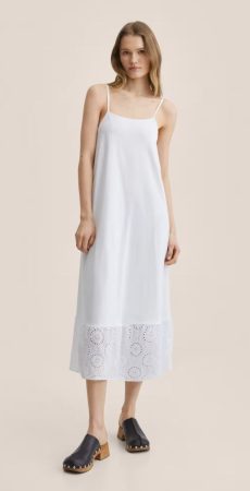 vestido bordado 40024103 240512100905 588x1150 Merca2.es