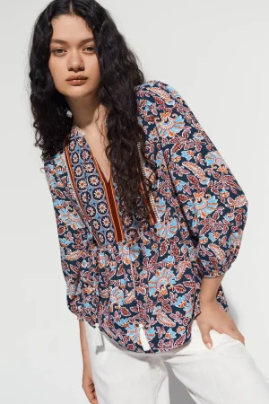 Sfera apuesta por las blusas estampadas como estas maravillas para este verano 30 Merca2.es BLUSA ESTAMPADA