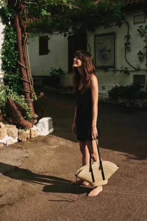 BOLSO FLOR HOMBRO CAPAZO