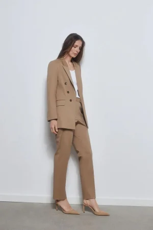 TFP by Tamara Falcó. Blazer traje abierto