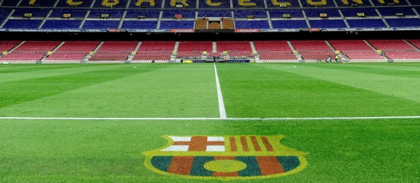 Los estadios de Europa que tienes que conocer si eres un amante del deporte rey 3 Merca2.es Camp Nou Grass Merca2.es