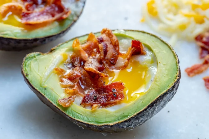 Clean Bacon Egg Avocado Boats Merca2.es