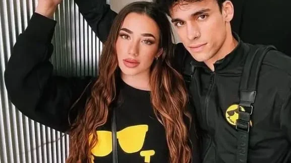 Lola Lolita destapa infidelidades en su relación con Isaac Belk 1 Merca2.es El deseo de ser madre de Lola Lolita