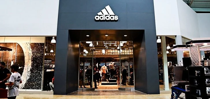 Adidas ganó 764 millones en 2024, frente a las pérdidas del año anterior