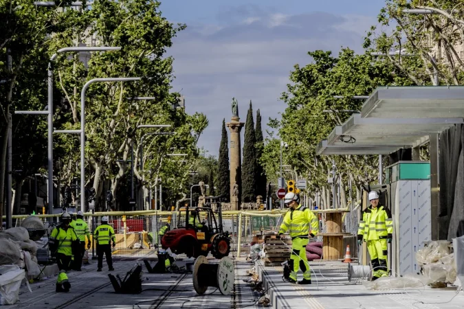 Sacyr se anima con la confirmación de su calificación BBB- por EthiFinance 1 Merca2.es Sacyr Tranvia principal Barcelona Merca2.es