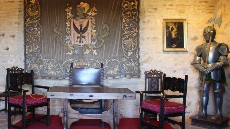 Sala Alcaide Castillo Cortegana 1903020714 212242141 1200x675 Merca2.es