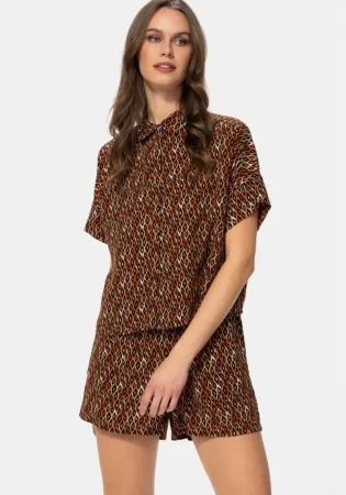 blusas carrefour estampada 05 e0fa5b4e 240618154225 800x1142 Merca2.es