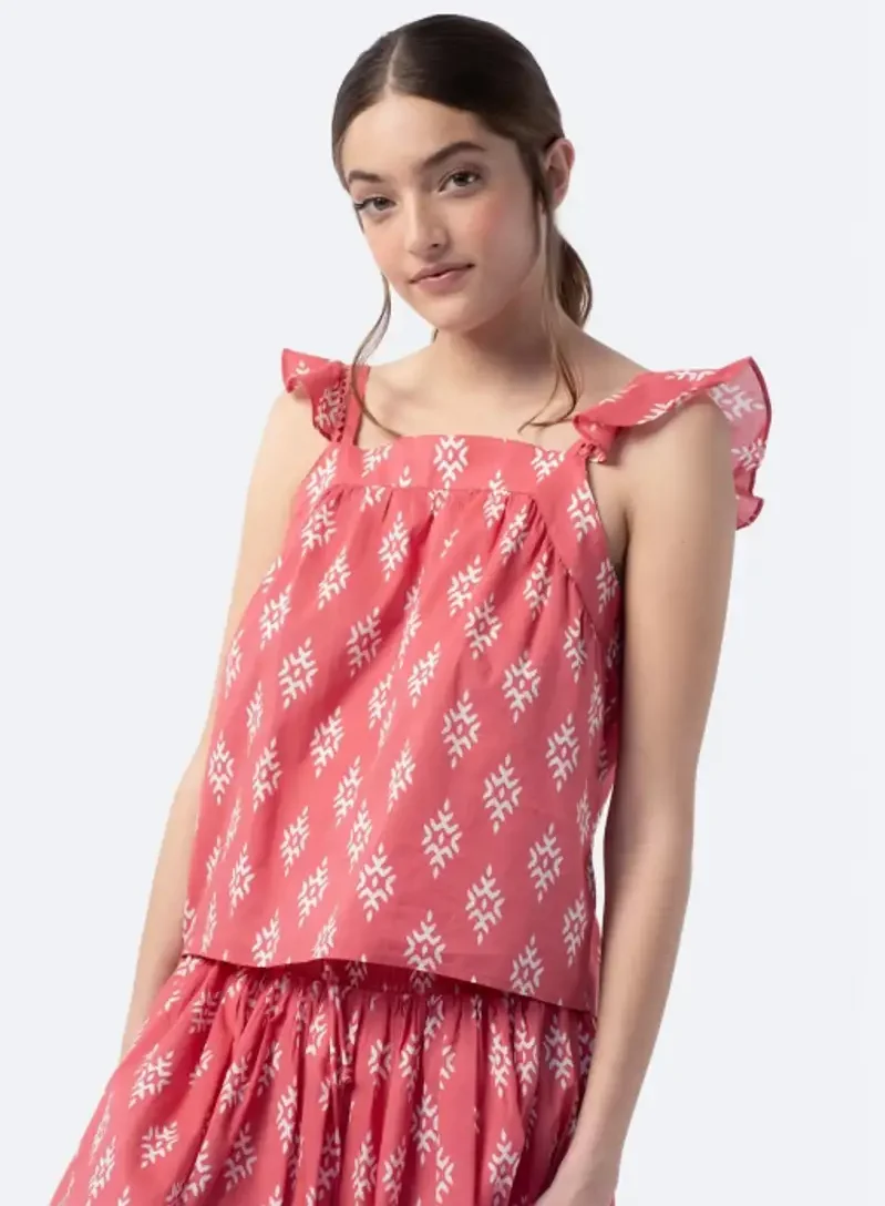 Carrefour tiene blusas fresquitas y holgadas mucho más baratas y elegantes que las de Zara