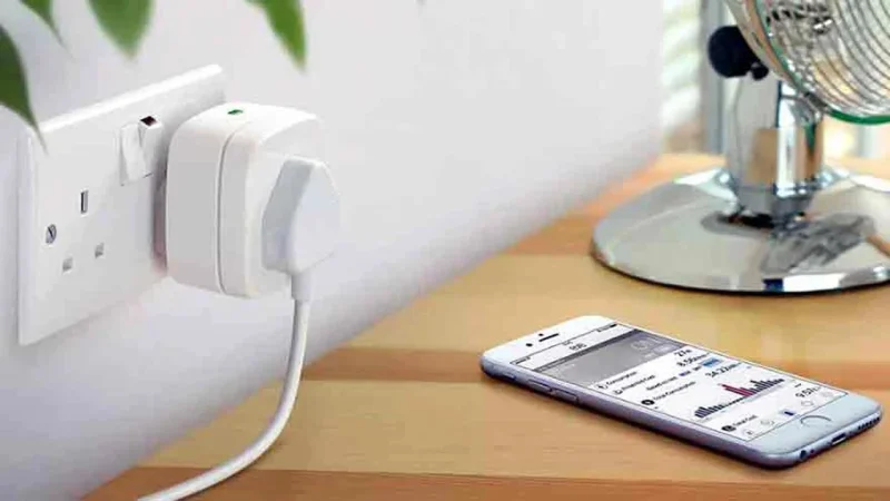 Los 5 gadgets que te ayudan a ahorrar de cara al verano 3 Merca2.es Enchufe verano