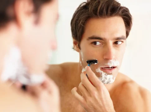 evitar-la-irritacion-tras-el-afeitado Cómo evitar la irritación en la piel tras el afeitado: Un truco infalible