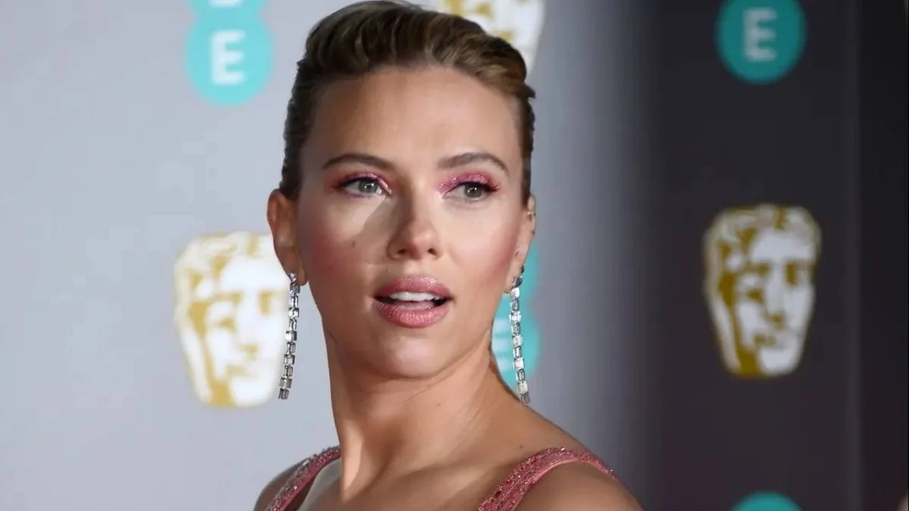 3 famosos que tienen hermanos secretos y que los sustituyeron sin autorización