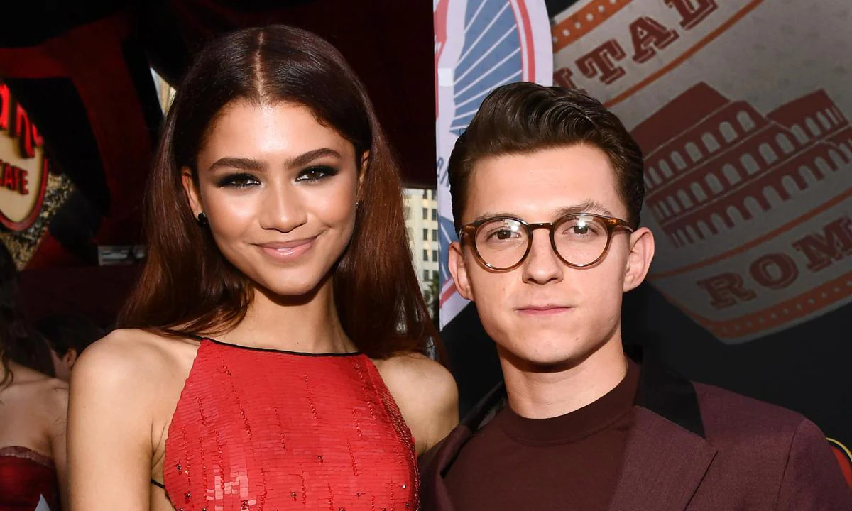 Tom Holland y su broma a Zendaya que incendió las redes 2 Merca2.es Los proyectos a futuro de la pareja que se encuentran en peligro