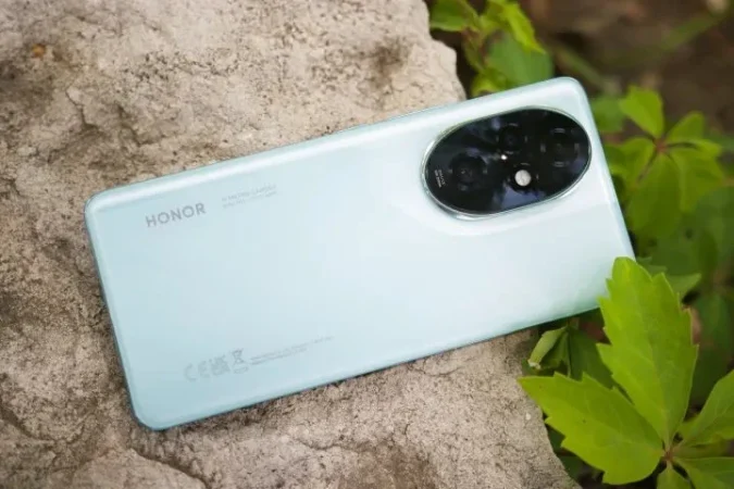 HONOR smartphone
