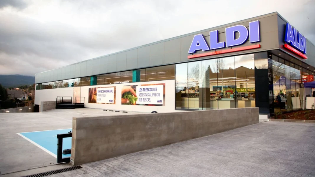 La silla más barata para llevar este verano a la playa, no la vas a encontrar ni en Lidl ni en Decathlon