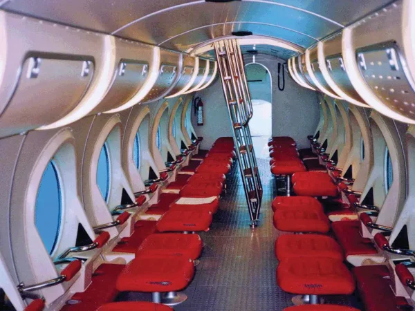Descubre dónde puedes hacer un increíble viaje en submarino por unos 50 euros 19 Merca2.es interior Merca2.es