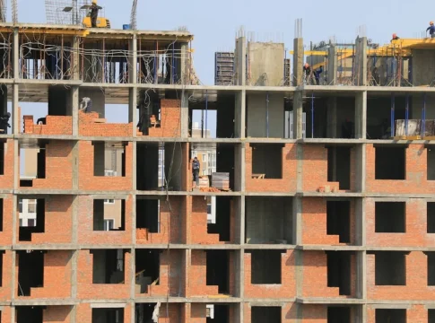 maquinaria Cómo elegir la maquinaria adecuada para tu proyecto de construcción