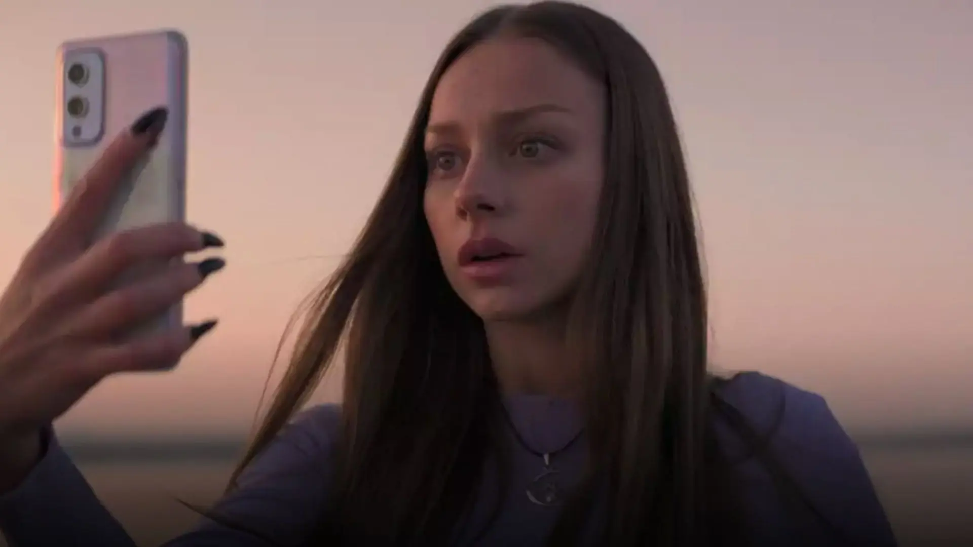 El éxito arrollador de Netflix: el emocionante drama de venganza con Ester Expósito que lidera las listas 2 Merca2.es La formula detrás del éxito de Perdidos en la noche