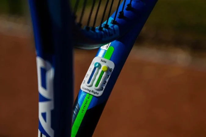 Este es el dispositivo de Scoring Right perfecto para jugar al tenis 3 Merca2.es Scoring raqueta