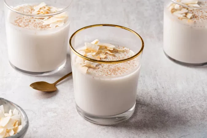 Tembleque: la receta del flan exótico que triunfa en el Caribe y cómo prepararlo 3 Merca2.es tembleque coconut Merca2.es