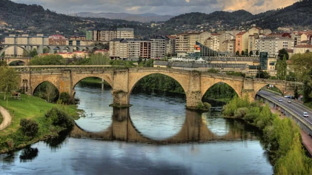 Las 5 rutas que debes hacer durante todo el verano en España 4 Merca2.es via de la plata s9d6 ourense caminoways Merca2.es