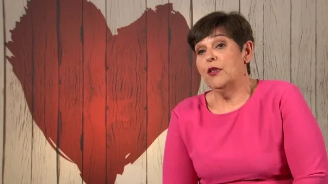 "First Dates": Un soltero se lleva un tremendo disgusto en su cita: "Está muy cascada, muy quemada" 3 Merca2.es 17207664945702 Merca2.es